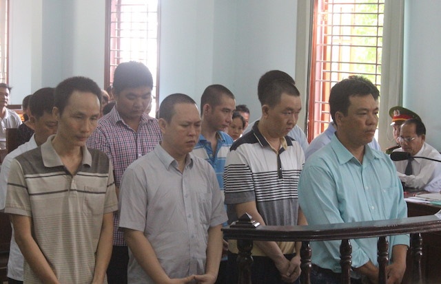 5 nam, Can Tho ky luat 49 dang vien lien quan den tham nhung hinh anh