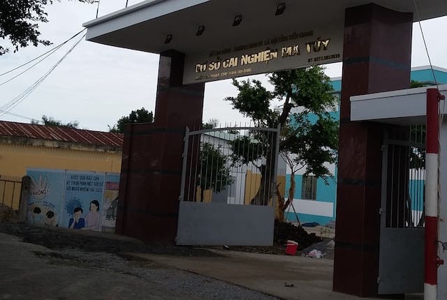 trốn trai cai nghiện ảnh 1 tron trai cai nghien anh 1