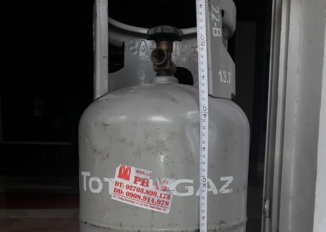 Om binh gas vao VTV Can Tho anh 1