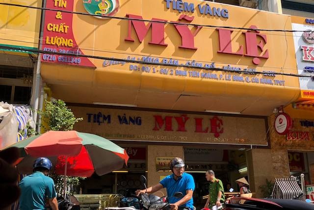 Cướp tiệm vàng ảnh 2 Cuop tiem vang anh 2