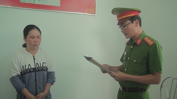 Khoi to truong phong noi vu anh 2