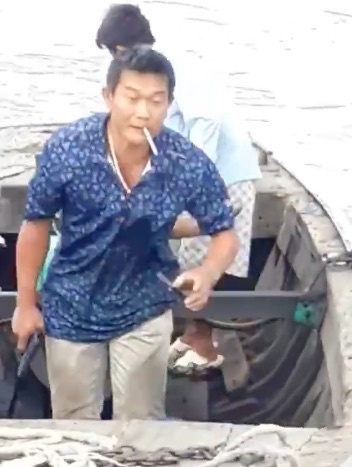 Nổ súng trên sông Hậu ảnh 1 No sung tren song Hau anh 1