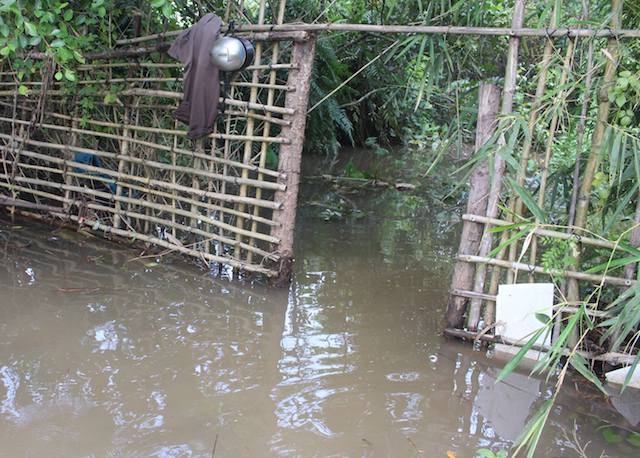 Vỡ bờ bao Cồn Khương ảnh 1 Vo bo bao Con Khuong anh 1