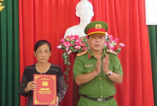 Thang cap ham cho thieu uy tu vong khi pha an ma tuy hinh anh