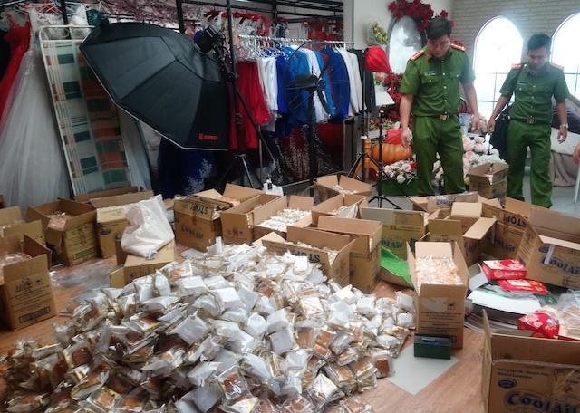 'Beu xau Cong an', nam thanh nien lam ruong bi phat 5 trieu hinh anh