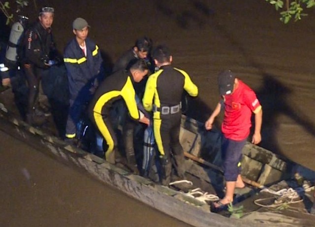 Be gai mat tich anh 2