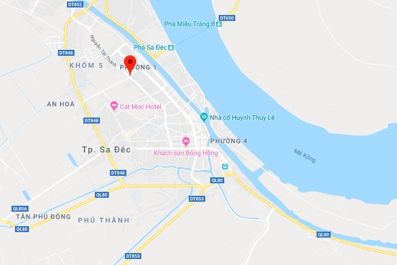 Tiep vien karaoke anh 2