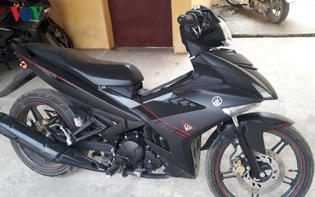 Nho thiet bi dinh vi, canh sat tom gon nghi pham trom xe co 4 tien an hinh anh