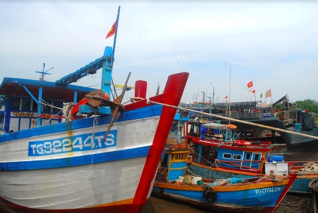 Cac tinh mien Tay cam tau thuyen ra khoi de tranh con bao so 9 hinh anh