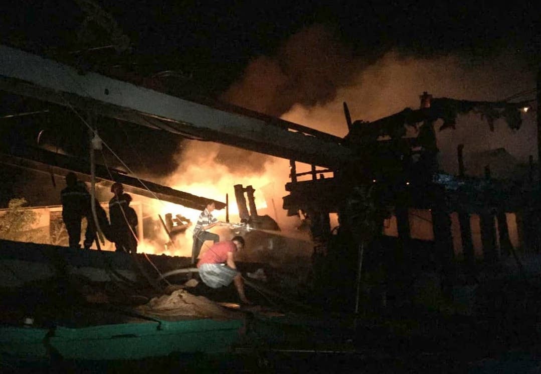 Chay tau tranh bao anh 1