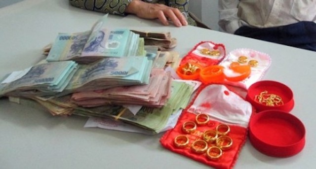 Chu vua tom bao bi trom hon 1 ty hinh anh