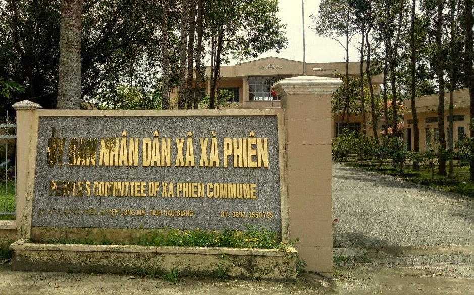 Bi thu xa quan he bat chinh voi nu thuoc cap bi cach het chuc vu hinh anh