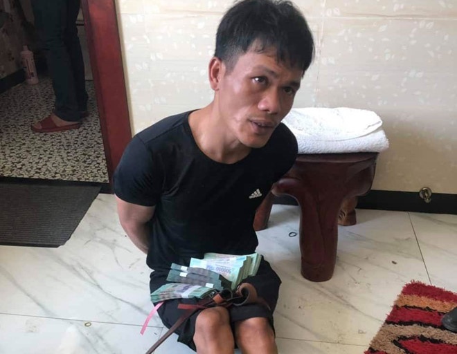 Truy bat 2 nghi pham lien quan vu trom 9 ty dong o Vinh Long hinh anh