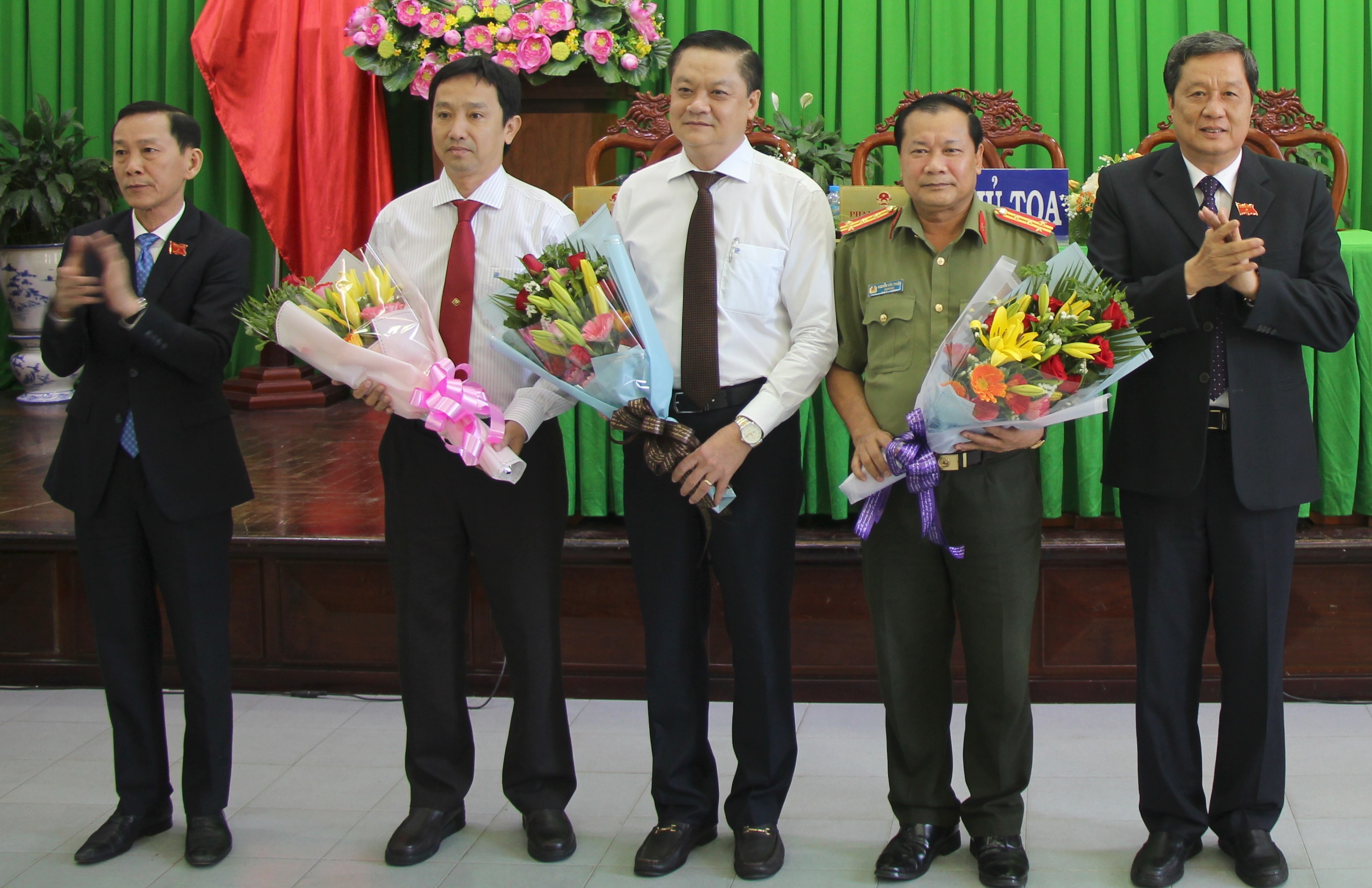 Dương Tấn Hiển ảnh 1 Duong Tan Hien anh 1