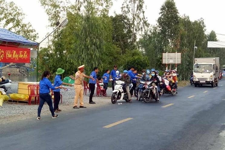 trạm dừng chân nghĩa tình ảnh 2 tram dung chan nghia tinh anh 2