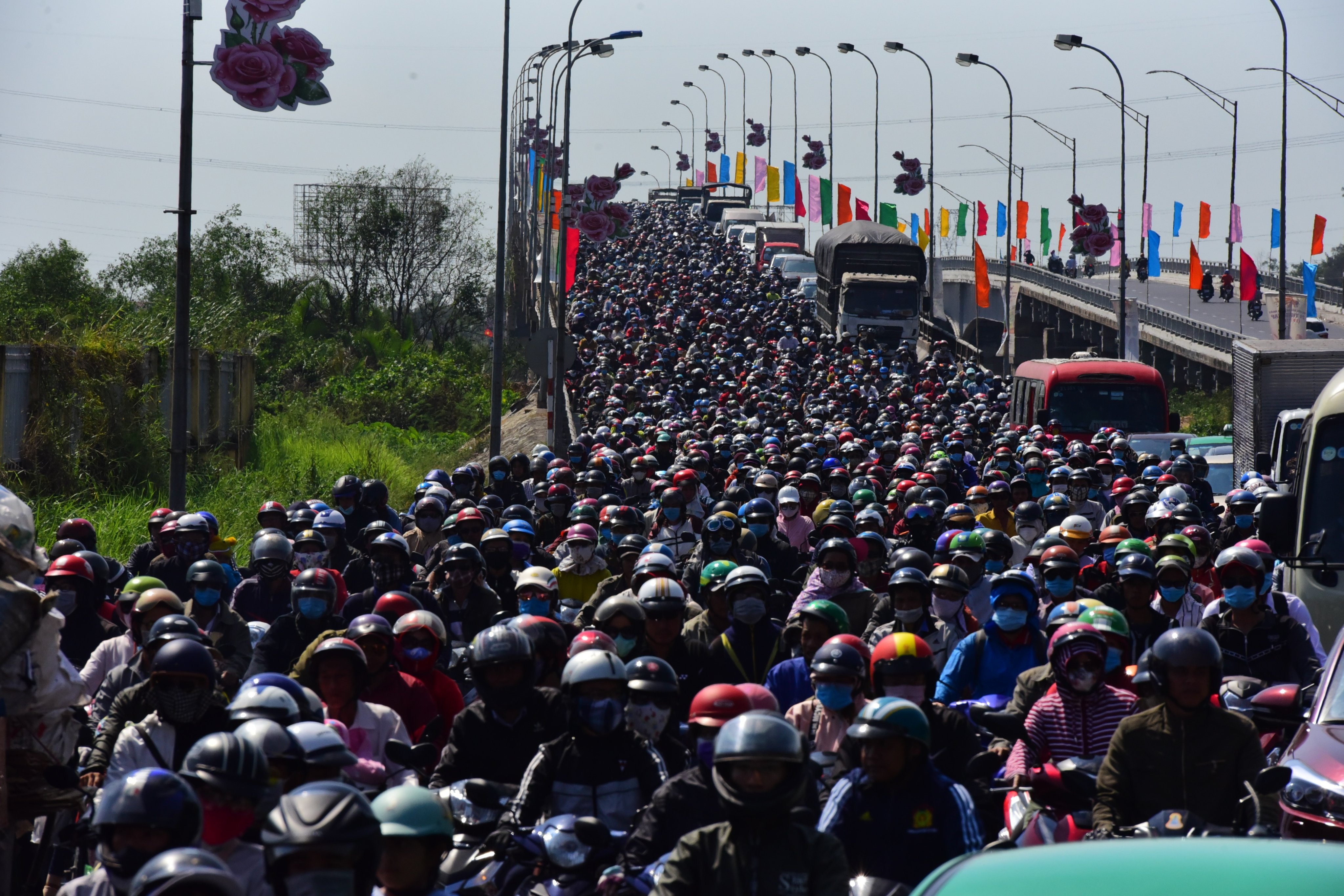 Pha Dinh Khao,  Vam Cong anh 7