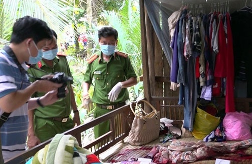 Nghi vo quan he dong tinh, chong dam chet 2 phu nu hinh anh