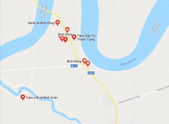 Can bo xa tham o anh 2