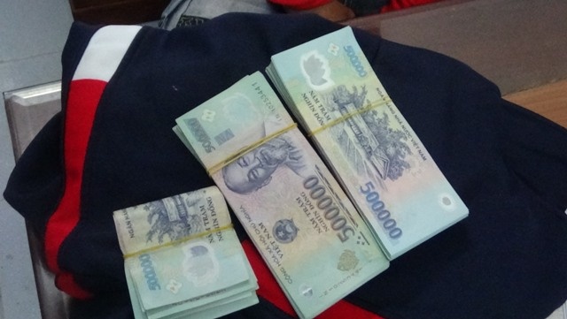 Cay cop xe may anh 2