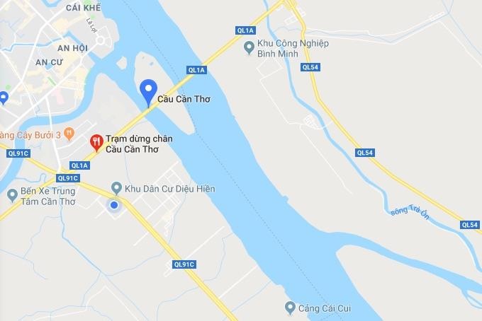 Cảnh sát cứu người nhảy cầu ảnh 3 Canh sat cuu nguoi nhay cau anh 3