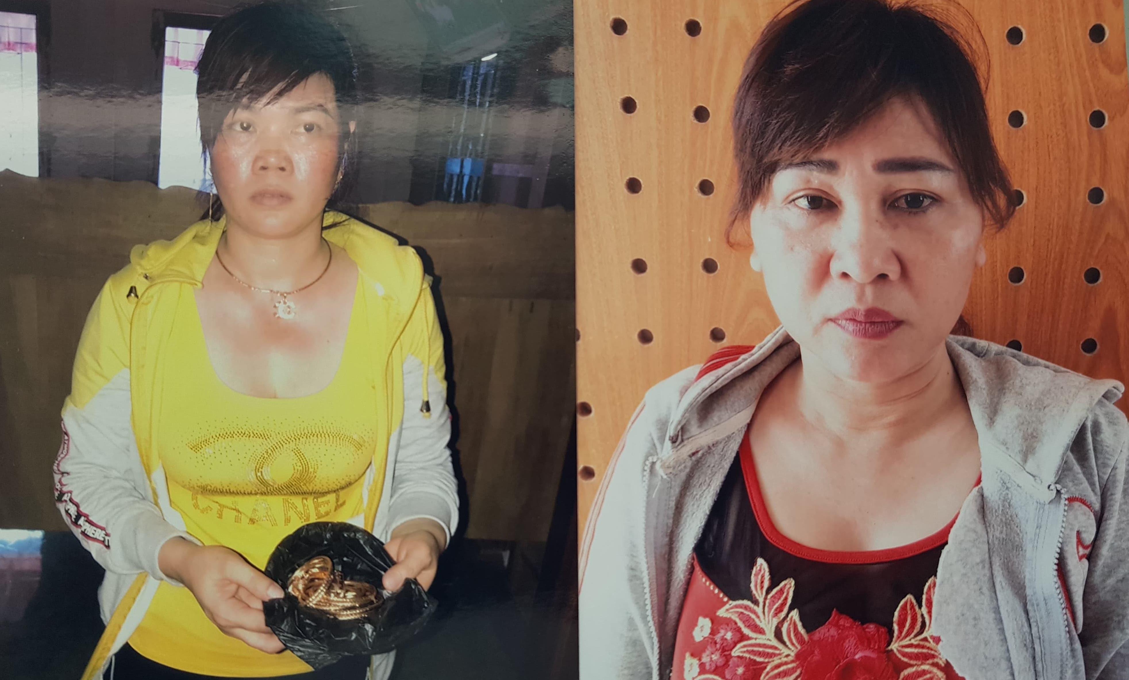 Dua nhan tinh vao nha nghi, dan canh danh ghen cuop vang hinh anh