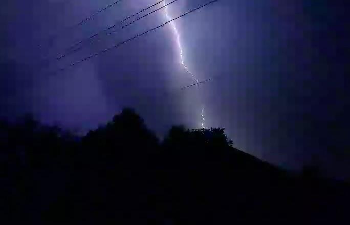 Can Tho sam set, mua dong nhieu noi hinh anh