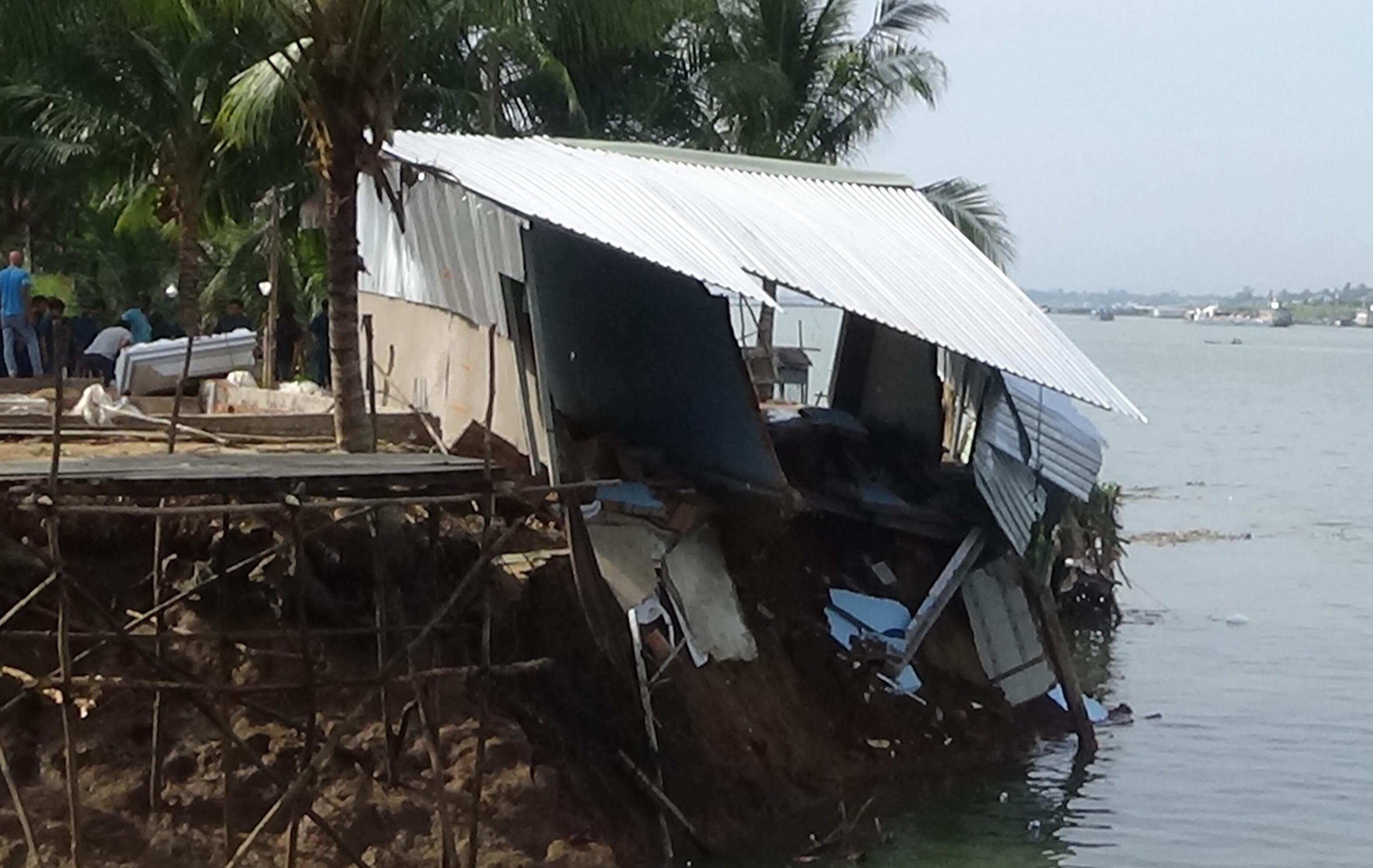 sạt lở chết người ảnh 1 sat lo chet nguoi anh 1