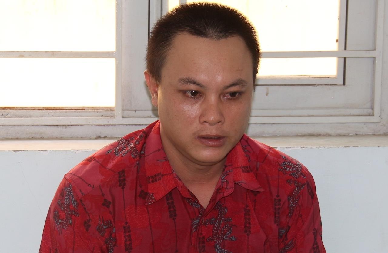 9X pha quan karaoke, danh cong an hinh anh