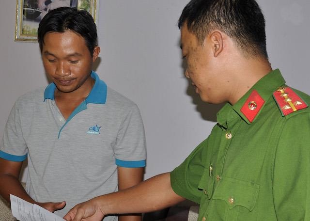 Khoi to cua hang truong gay that thoat 2 ty dong hinh anh