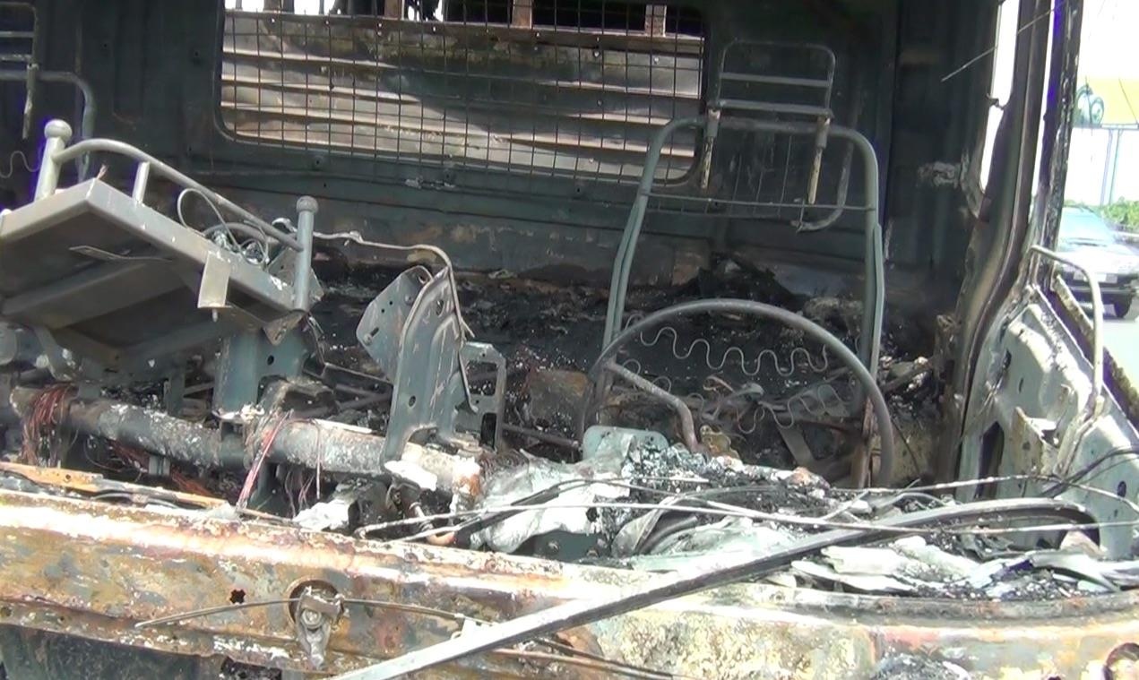 Xe tai chay tro khung tren cao toc TP.HCM - Trung Luong hinh anh