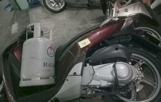 Nổ súng chém người ở Tiền Giang ảnh 2 No sung chem nguoi o Tien Giang anh 2