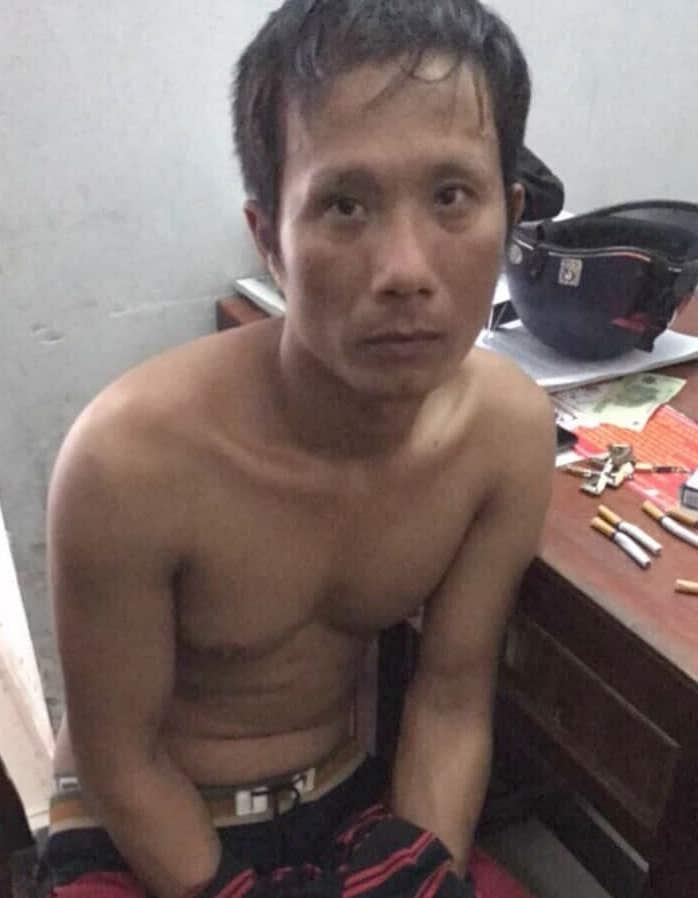 Người đàn ông đâm vợ nhập viện ảnh 1 Nguoi dan ong dam vo nhap vien anh 1