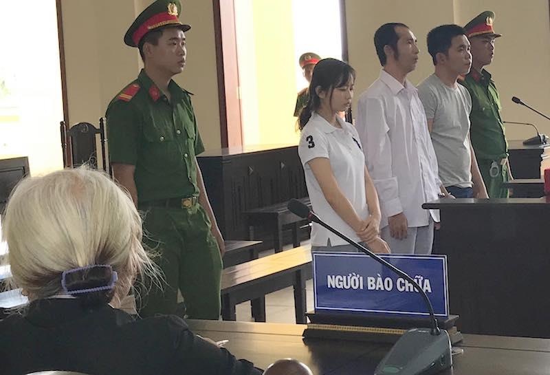 cô gái trẻ sa ngã ảnh 2 co gai tre sa nga anh 2