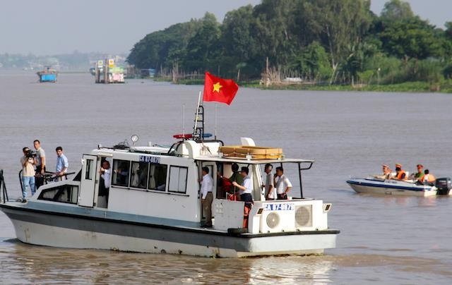 Pho thu tuong kiem tra sat lo quoc lo 91 anh 1