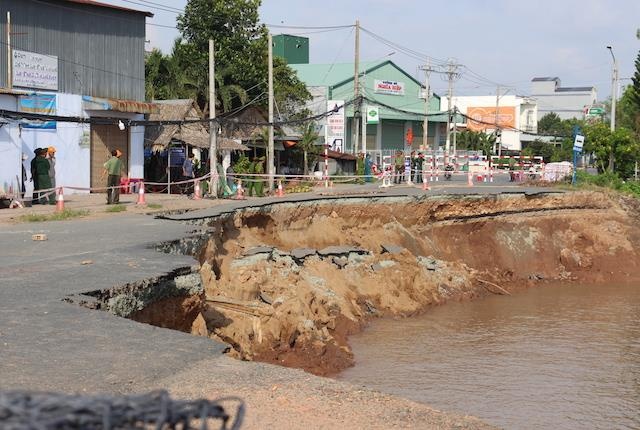 Pho thu tuong chi dao giai phap can co khac phuc sat lo quoc lo 91 hinh anh