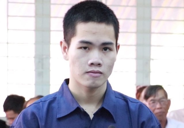 Yeu be gai 15 tuoi, 9X linh 18 thang tu hinh anh