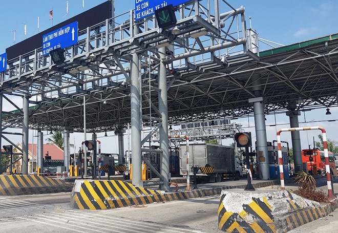 Xay them tram thu phi tren tuyen tranh Cai Lay hinh anh