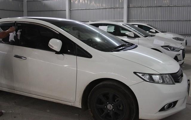 Thue 16 oto mang di cam co hinh anh