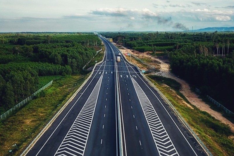 Chinh phu de xuat danh gan 58.000 ty dong cho 32 du an giao thong hinh anh