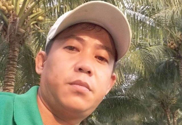 Ke cam dau vu danh gay tay, chan nam thanh nien dau thu hinh anh