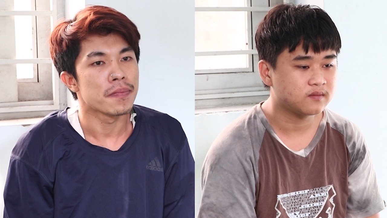 Hai thanh nien danh nguoi bat tinh vi suyt va cham xe may hinh anh