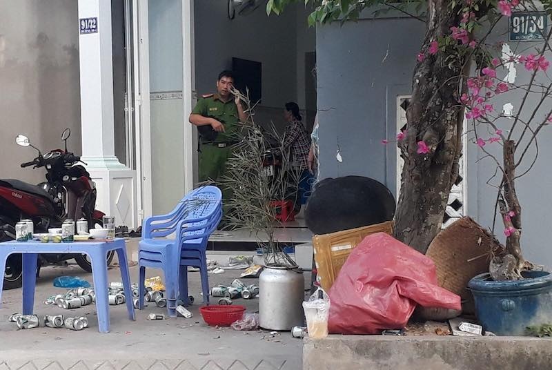 Danh bai trua mung 1 Tet, mot nguoi bi dam chet hinh anh