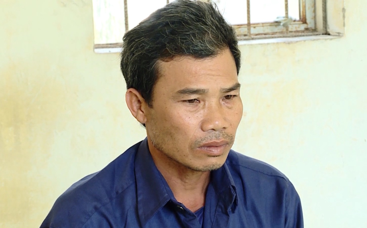 Ga mang tien an cuop giat bi bat sau khi mua ma tuy hinh anh