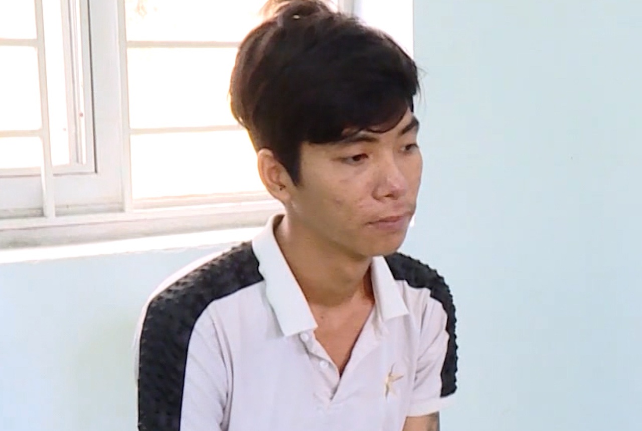 Khoi to nam thanh nien lua be trai cuop 9 con ga hinh anh
