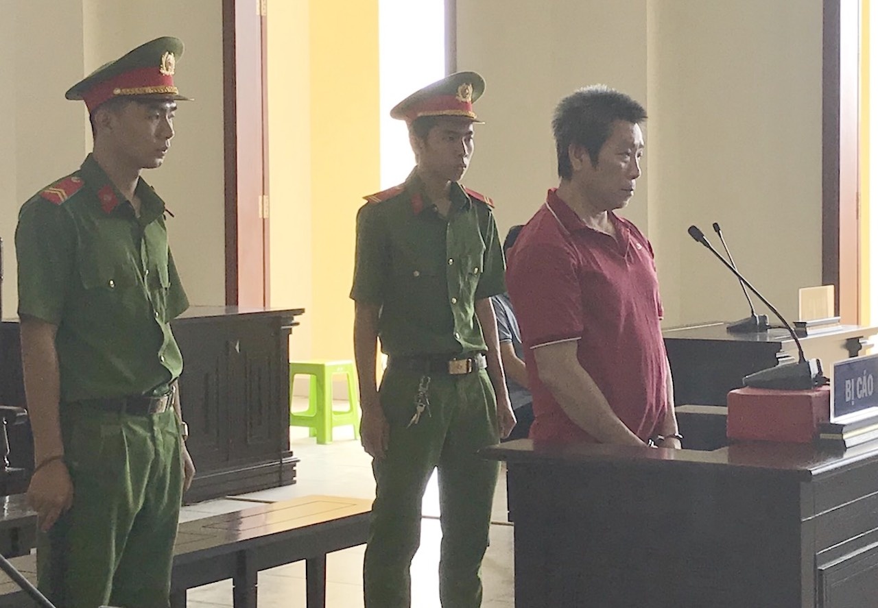 Cat co ban nhau linh 9 nam tu anh 1