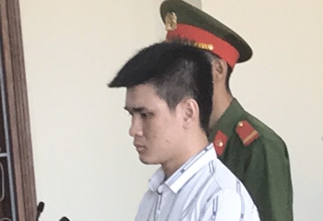 Nguoi chong mang an tu 10 nam sau chau nhau hinh anh