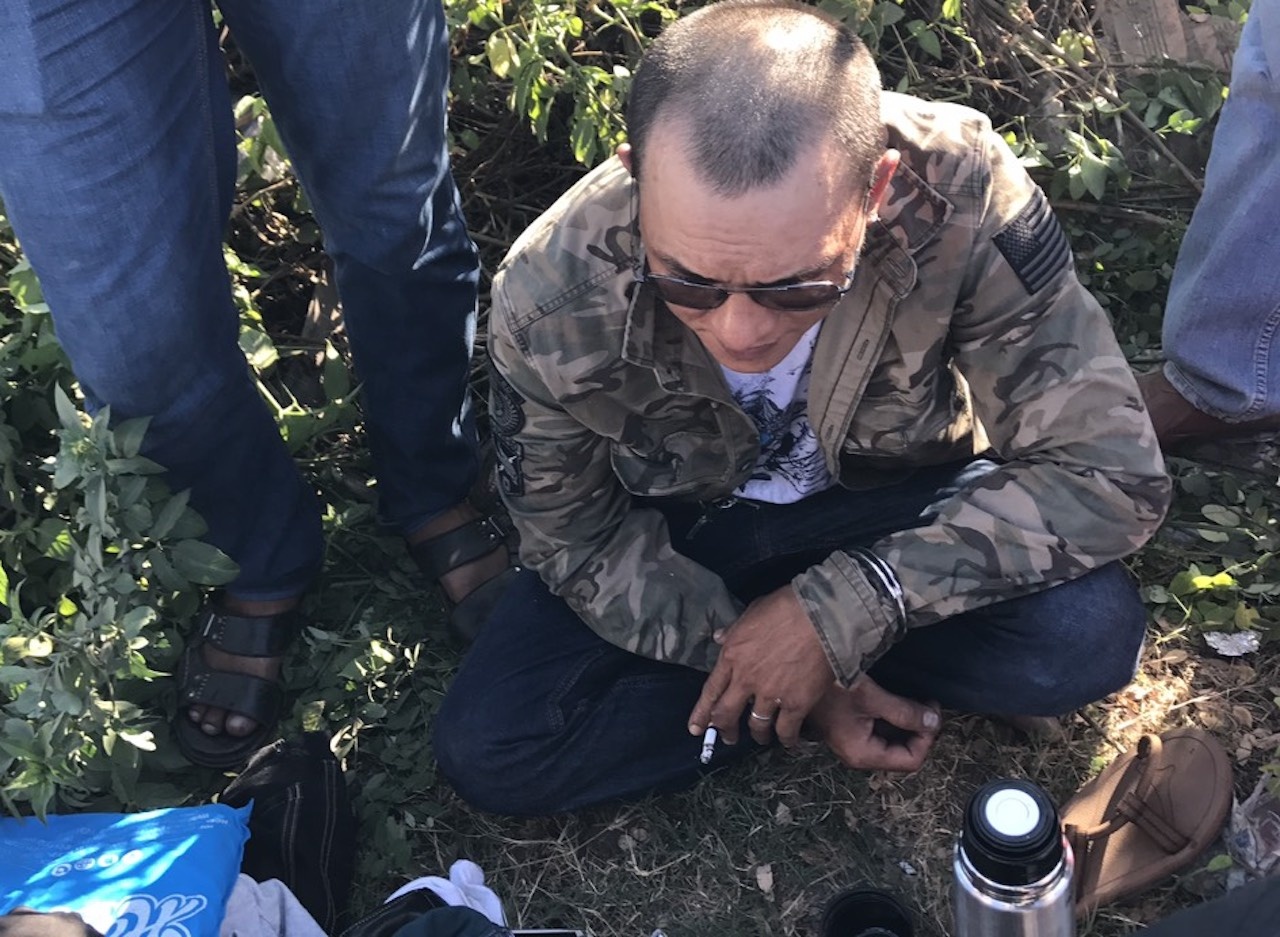 Bắt giữ nghi phạm tàng trữ ma túy trên quốc lộ 1 ảnh 1 Bat giu nghi pham tang tru ma tuy tren quoc lo 1 anh 1