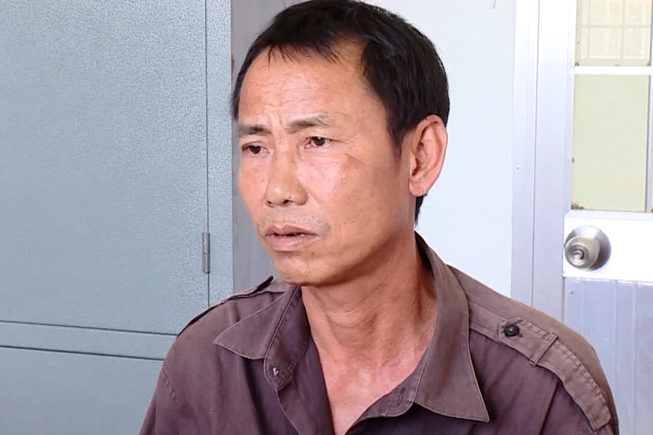 Khoi to nguoi dan ong lam chet ban nhau hinh anh