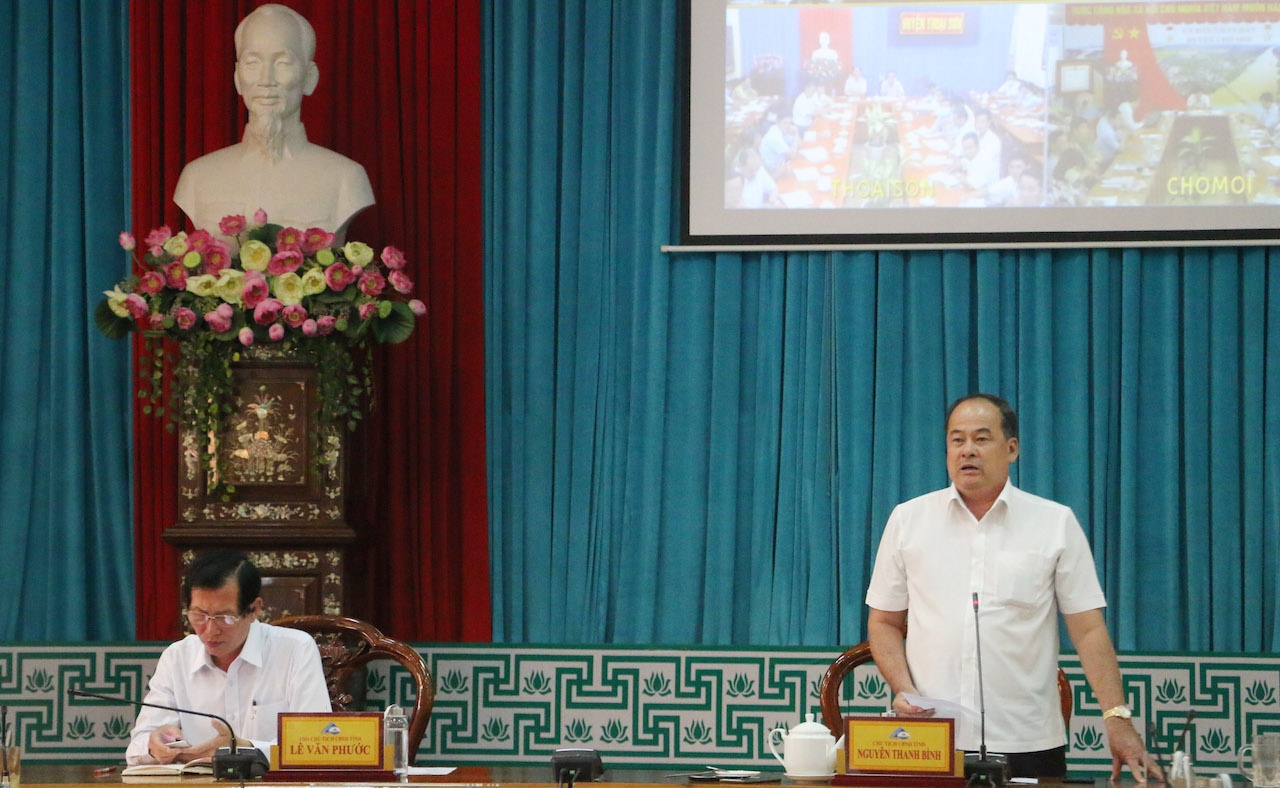 An Giang cach ly hon 2.000 nguoi anh 1