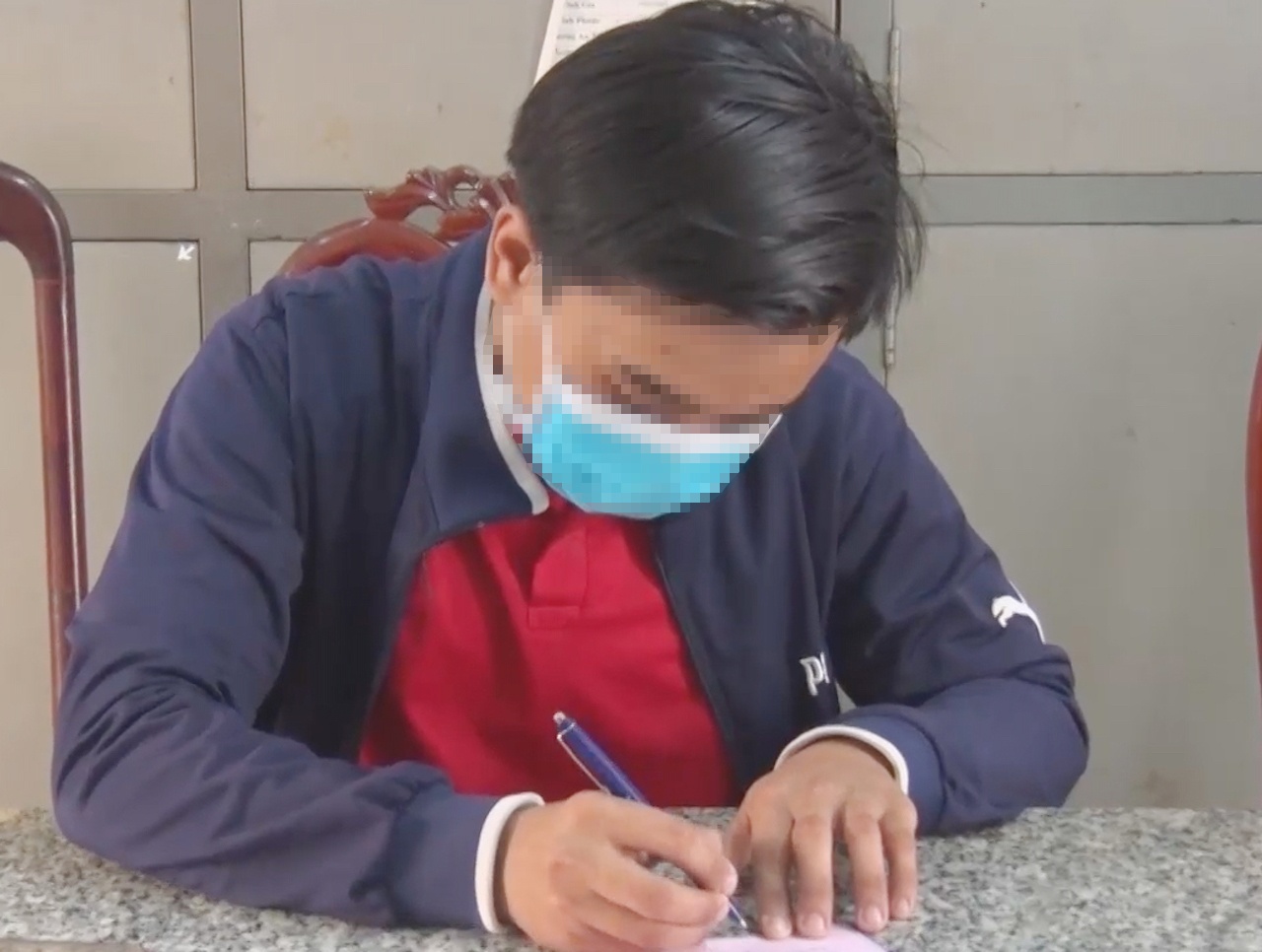 Xu phat nam thanh nien dang tin 'cho Tri Ton co nguoi nhiem Corona' hinh anh